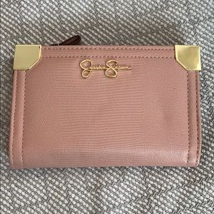 Jessica Simpson wallet